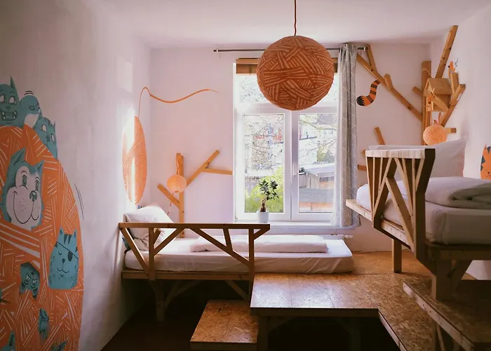 Hostel & Garten Eden