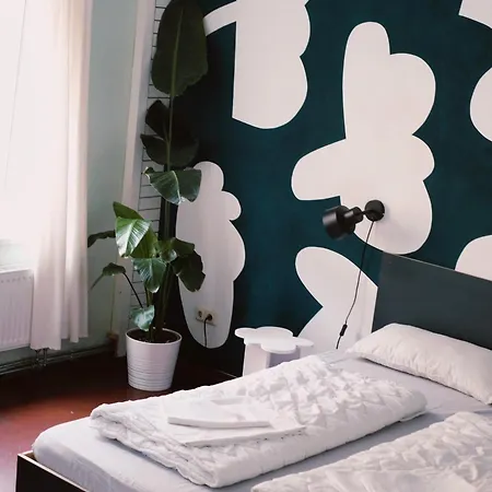 Хостел & Garten Eden