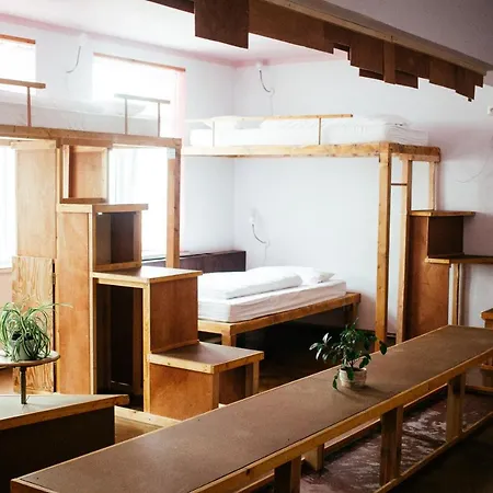 & Garten Eden Хостел Лейпциг