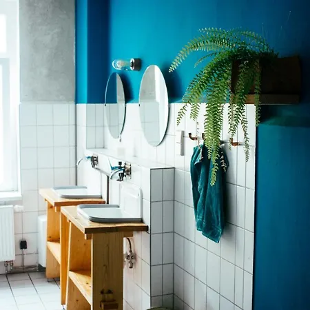 Хостел & Garten Eden *