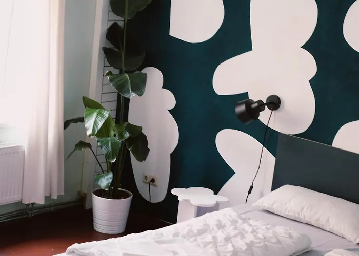 Хостел & Garten Eden