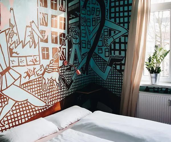 旅馆 旅舍和伊甸花园 *